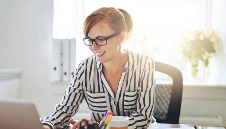 335-Advantages-of-Outsourcing-Fulfillment-Services-768x439